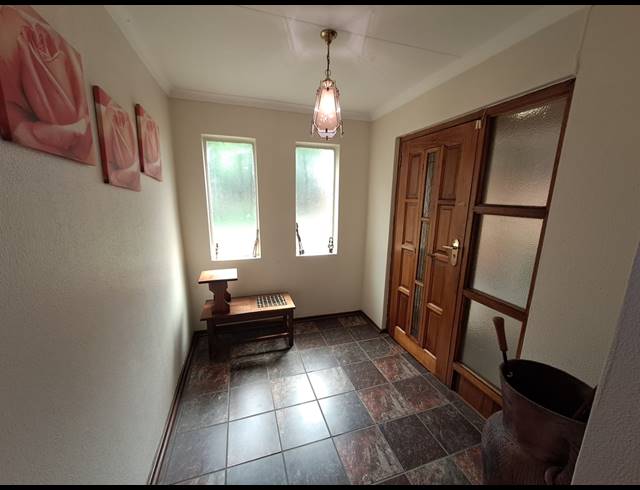 3 BEDROOM HOUSE FOR SALE IN THREE RIVERS EAST